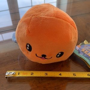 NWT Bark Box Santiago Seal dog toy, squeaker and crinkle, M-L for 20+ pounds